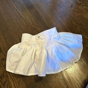 Prince size XS girls tennis skirt in white
